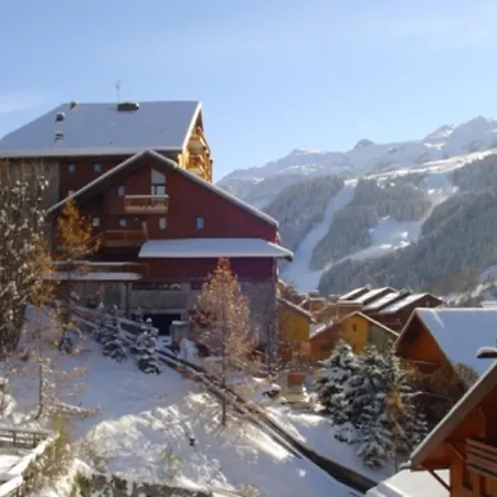 2 Pieces Avec Piscine, Wifi Et Garage A Meribel Centre - Fr-1-411-654 Lägenhet *
